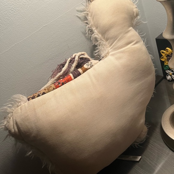 Urban outfitters llama pillow - Picture 3 of 5